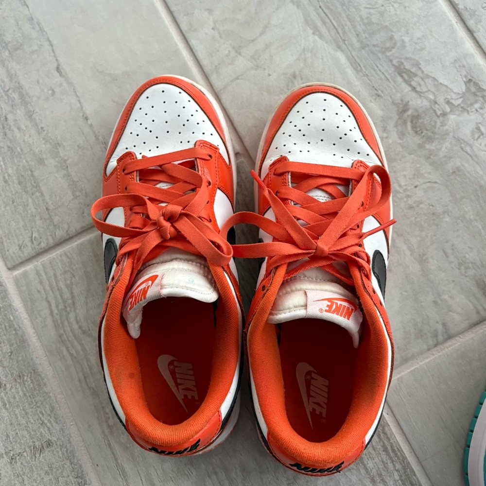 Nike Dunks - Picture 4 of 7